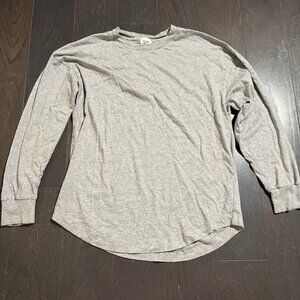 Aitzia Wilfred Free grey long sleeve shirt sweatshirt size xsmall
